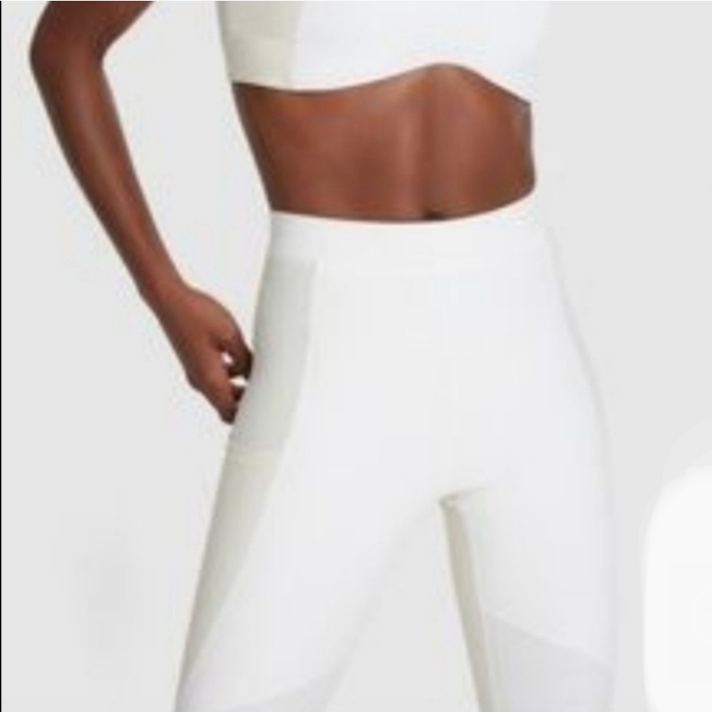 Goop White And Off White Leggings NWOT